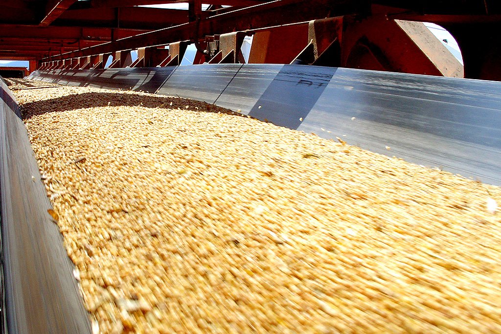 Ứng dụng của băng tải lõi thép kháng dầu (DIN 22131)