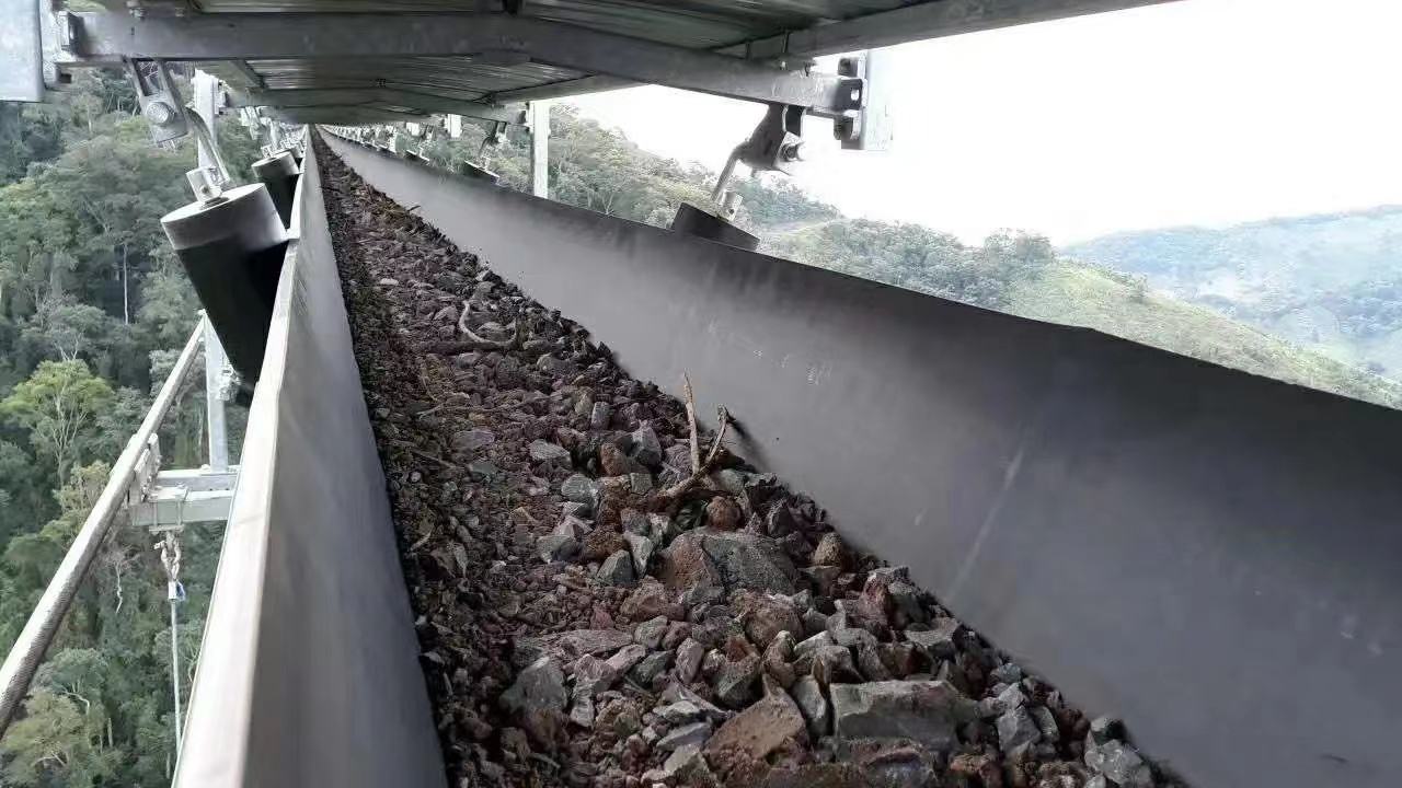 Ứng dụng băng tải cao su chịu dầu