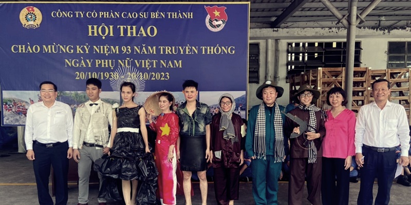 Hoạt động hoá trang với chủ đề người phụ nữ Việt Nam và bình đẳng giới